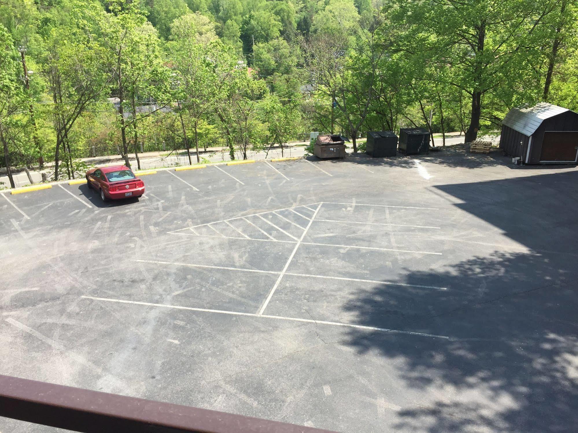 Clarion Pointe Downtown Gatlinburg Otel Dış mekan fotoğraf