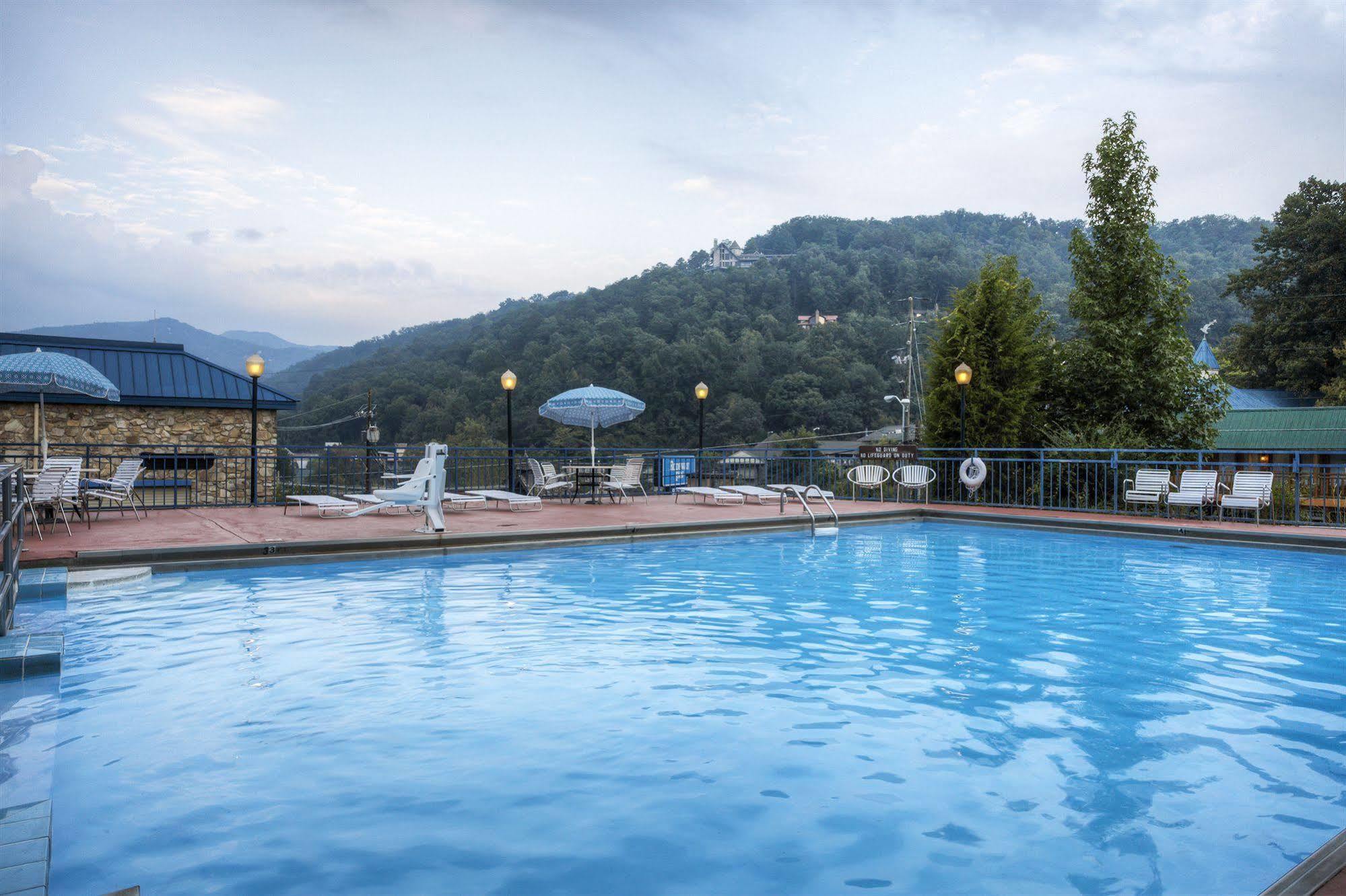 Clarion Pointe Downtown Gatlinburg Otel Dış mekan fotoğraf