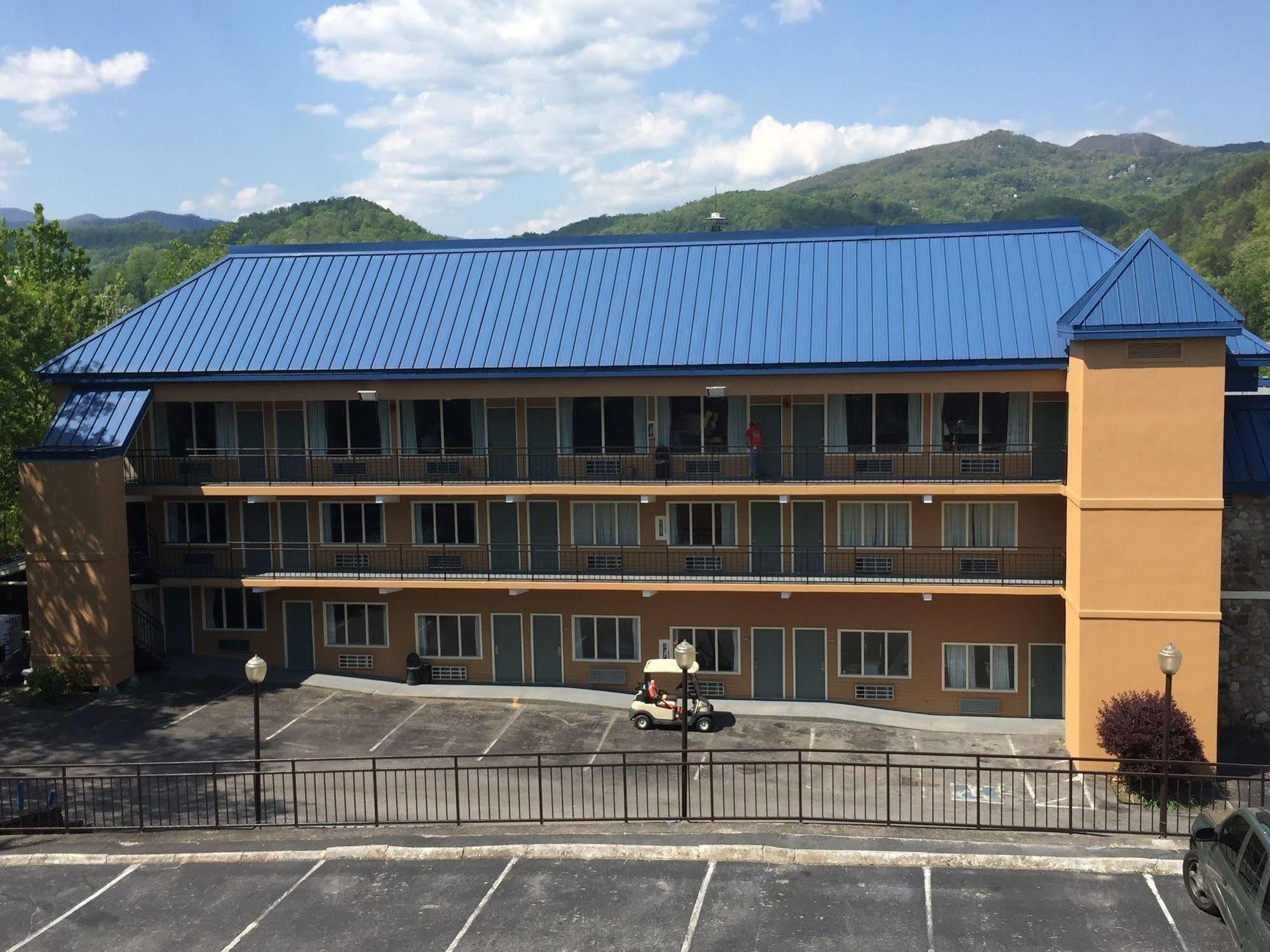 Clarion Pointe Downtown Gatlinburg Otel Dış mekan fotoğraf